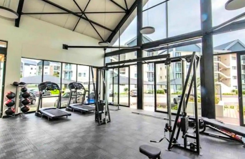 2 Bedroom Property for Sale in Summerstrand Eastern Cape